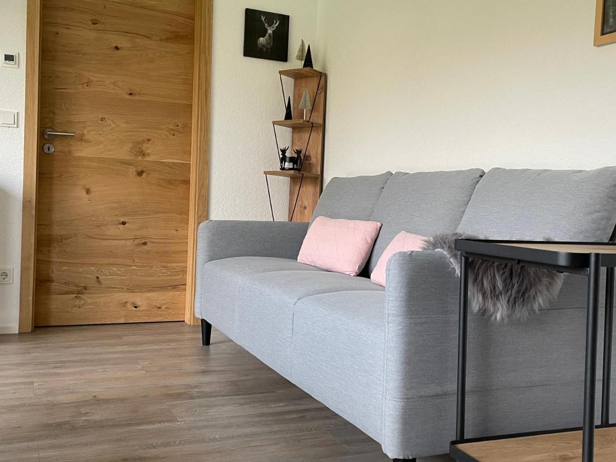 Ferienwohnung im Kelterhaus Wiltingen Exterior foto